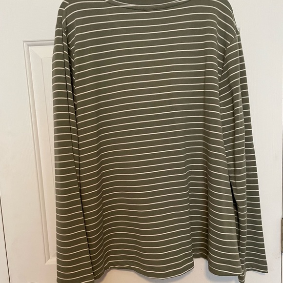 NWT XL Apt9 Green/White Striped Top - Picture 3 of 5